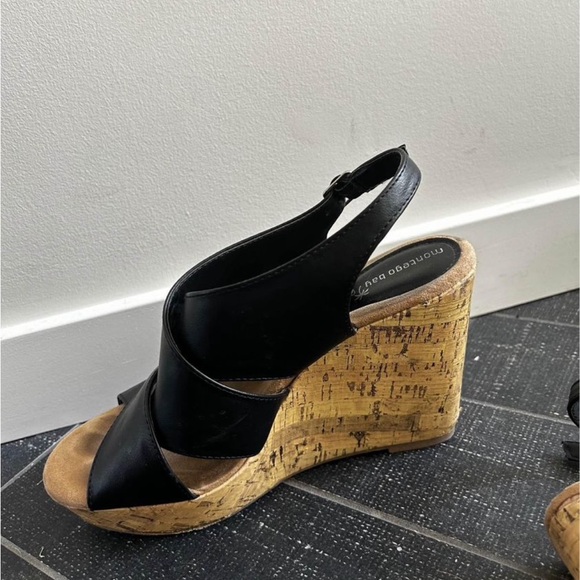 Wedges - Black size 8 - Picture 2 of 5